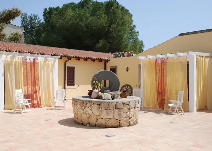 Terrauzza Sul Mare Di Renata Emmolo